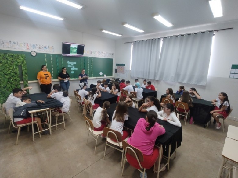 Álbum de figurinhas do 4º Ano