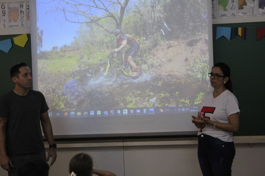 A turma do 3° ano e a invenção da bicicleta com a visita do ciclista Iser Lopes